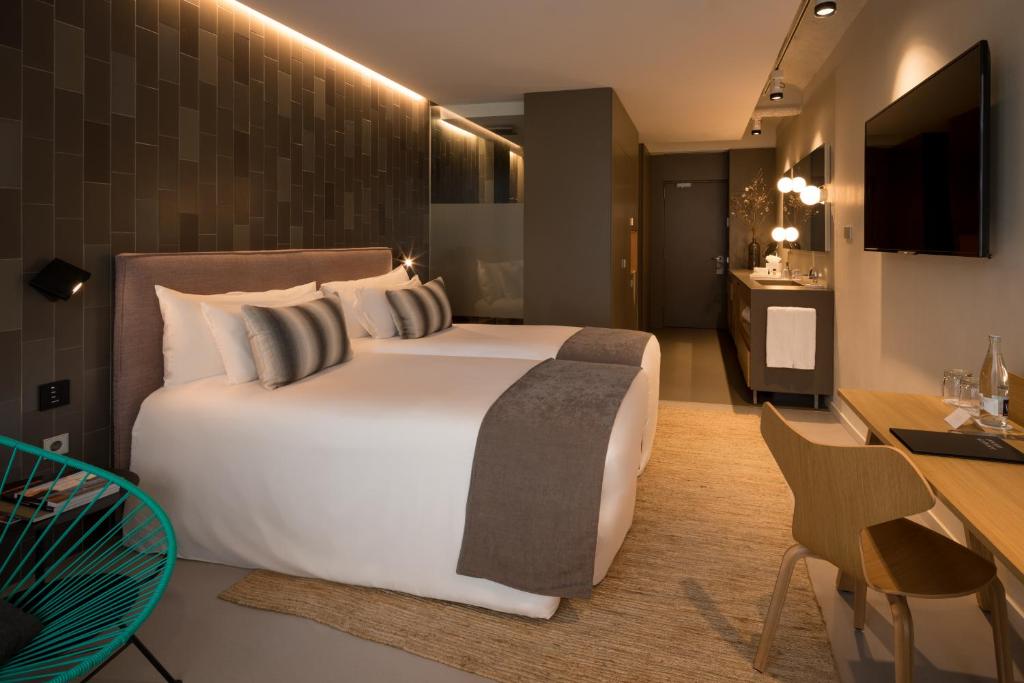 Hotel picture