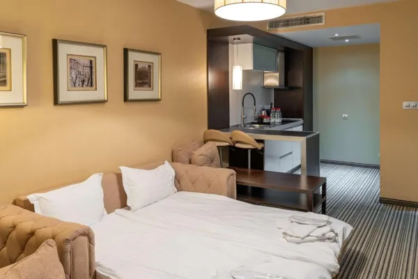 Olives City Hotel – Free Parking