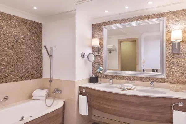 JA Palm Tree Court (JA The Resort)