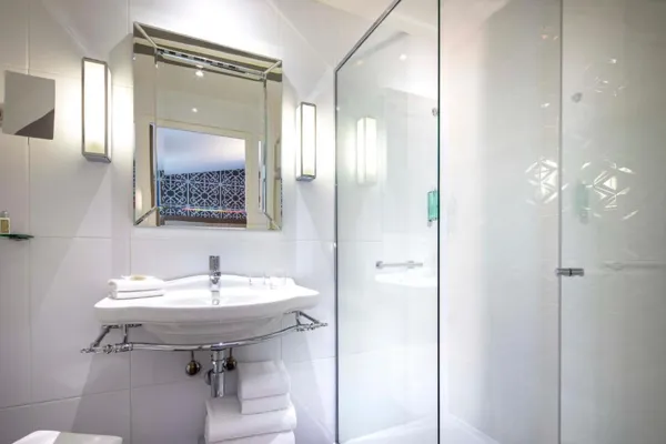 Philéas Lazare & Spa