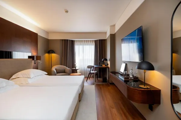 Porto Palácio Hotel by The Editory