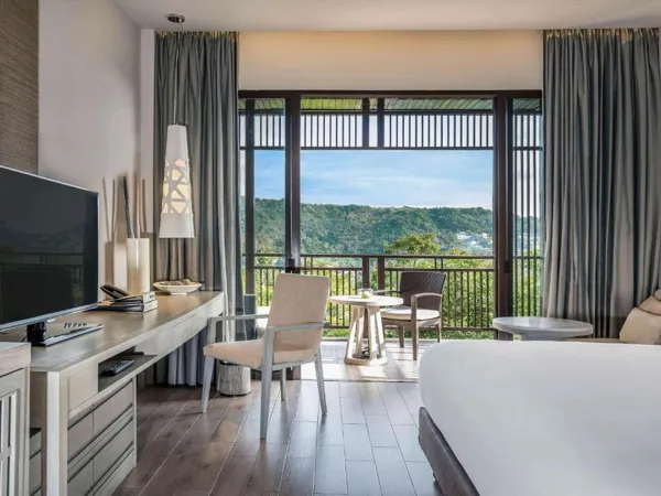 Pullman Phuket Arcadia Naithon Beach