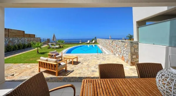 Royal Heights Resort Villas & Spa