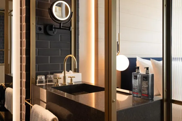 Ruby Emma Hotel Amsterdam