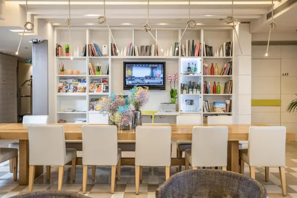 מלון שדות שדה תעופה בן גוריון – מלון בוטיק מרשת אטלס