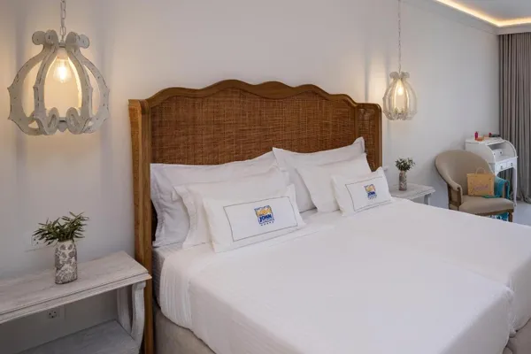 Saint John Hotel Villas & Spa