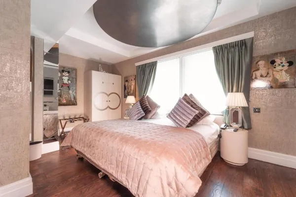 Karma Sanctum Soho Hotel