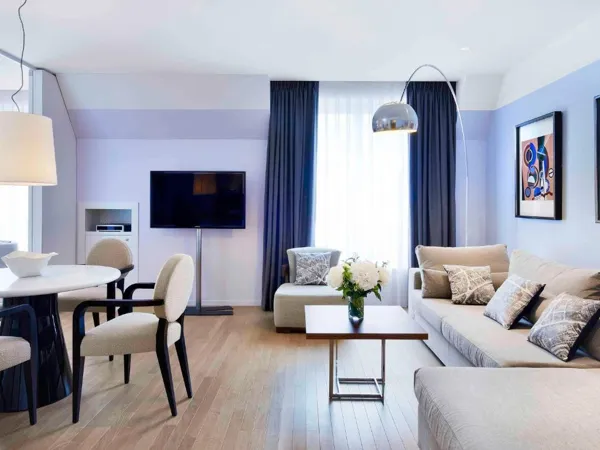 Sofitel Paris Arc De Triomphe