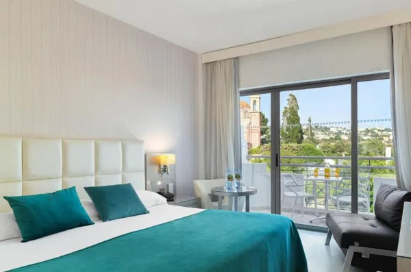 St George Beach Hotel & Spa Resort