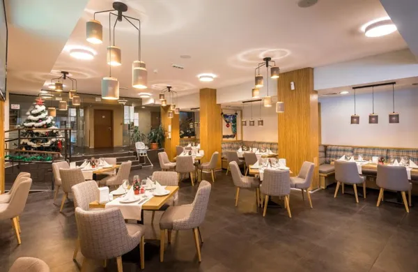 St George Ski & Holiday