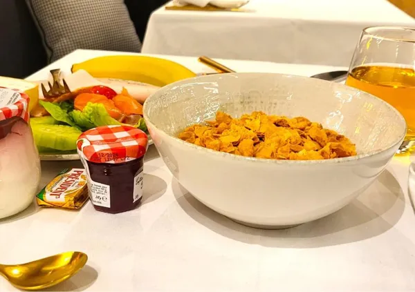 Star Champs-Elysées