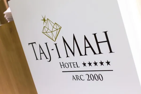 Hôtel Taj-I Mah by Les Etincelles