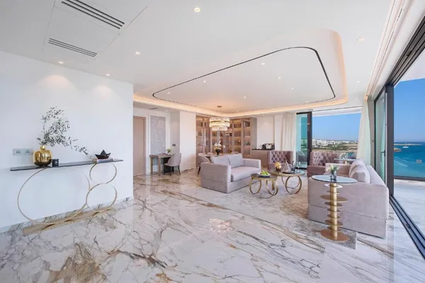 Adams Beach Hotel & Spa