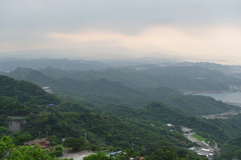 Picture 6 : Taiwan - Wanggu (望古), Houtong (侯硐), Shifen (十分), Jiufen (九份老街)