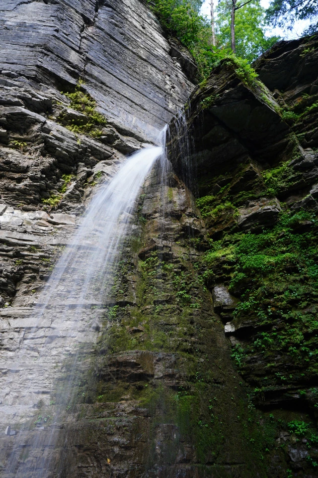 4 : Watkins Glen, NY - Eagle's Cliff Falls and Check In