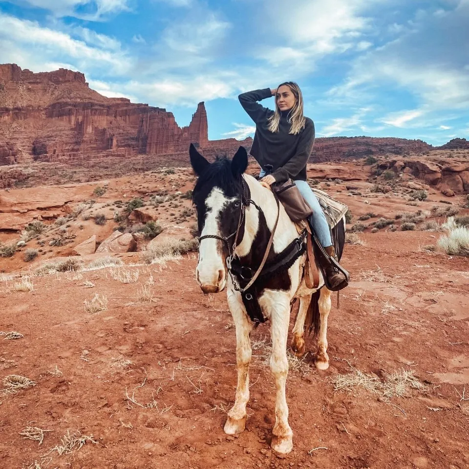 1 : My Trip to Moab, Utah - Hunter Canyon hike, trail ride with Moab Horses