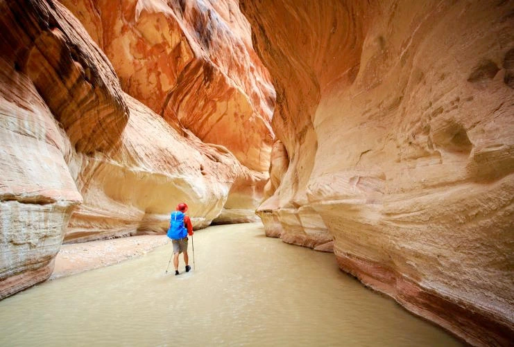 Picture 3 : Visit Utah - Base Camp Kanab - 6 Days - Mollie's Nipple + Buckskin Gulch