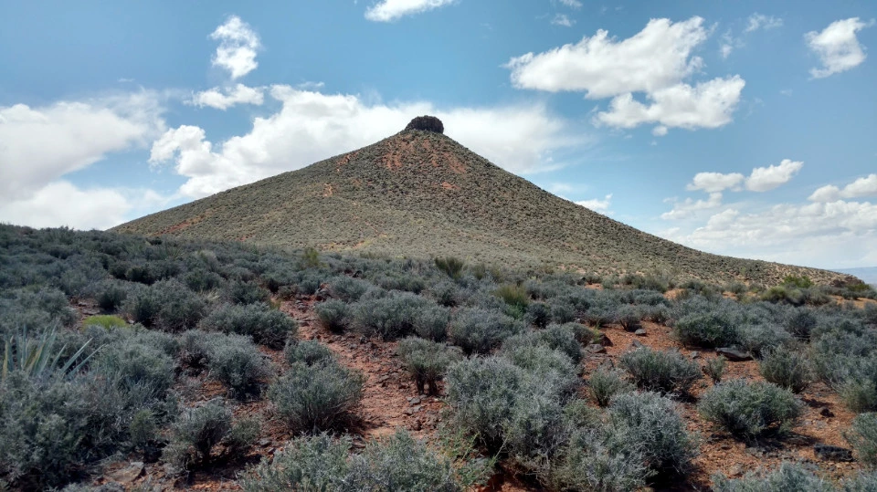 Picture 4 : Visit Utah - Base Camp Kanab - 6 Days - Mollie's Nipple + Buckskin Gulch