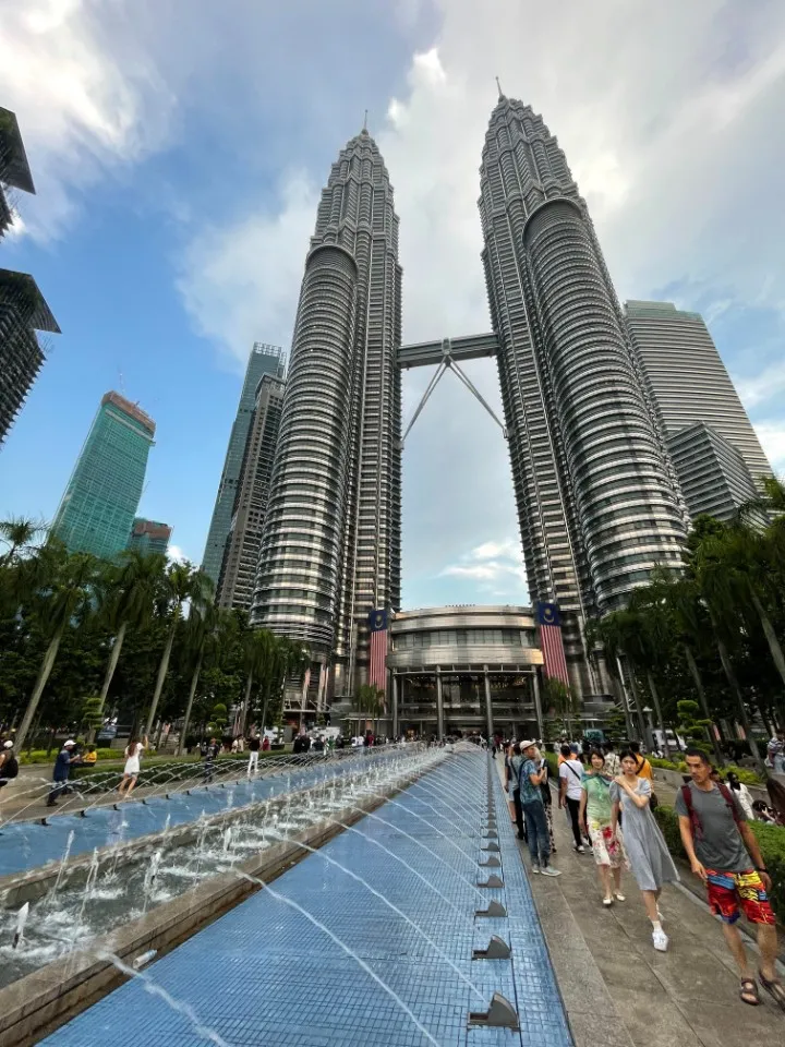 Picture 8 : Trip to Malaysia - Arrival at Kuala Lumpur and City sightseeing