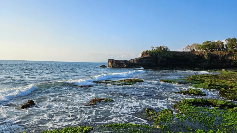 4 : Amazing Bali - Arrival in Bali and Tanah Lot