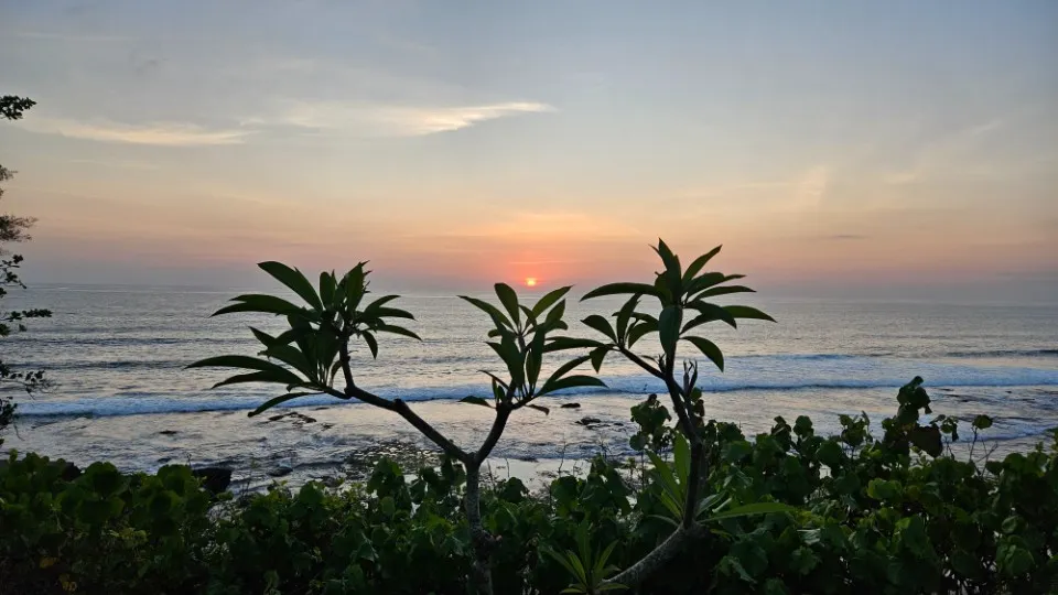 Picture 8 : Amazing Bali - Arrival in Bali and Tanah Lot