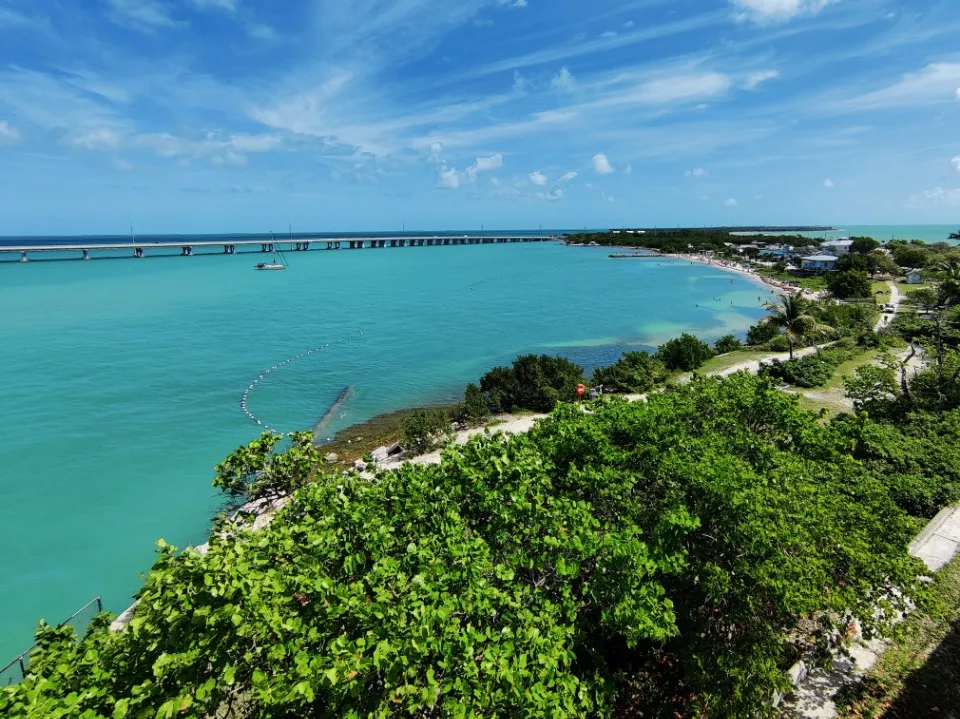 Picture 2 : Florida Keys and Miami Beach - Turtle Hospital and Jet Skis!