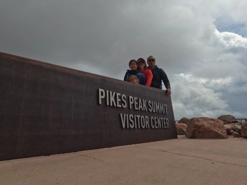 Picture 4 : Colorado - Pikes Peak!