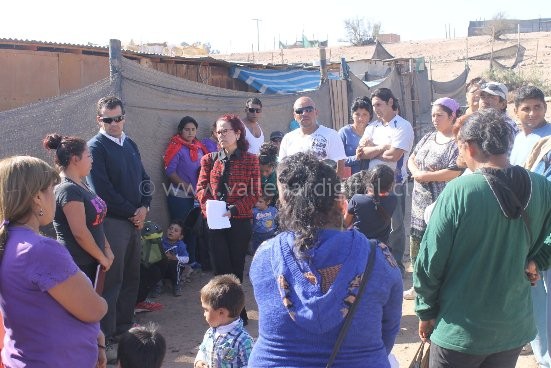 FAMILIAS DE LA TOMA 6 DE ENERO PREOCUPADAS POR DESALOJO