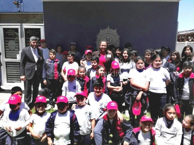 PDI Realiza charlas educativas a escolares en Vallenar