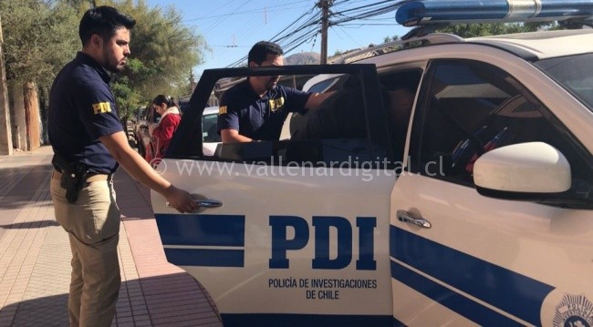 PDI Da cumplimiento a expulsión de cinco extranjeros por infracción a la ley de droga