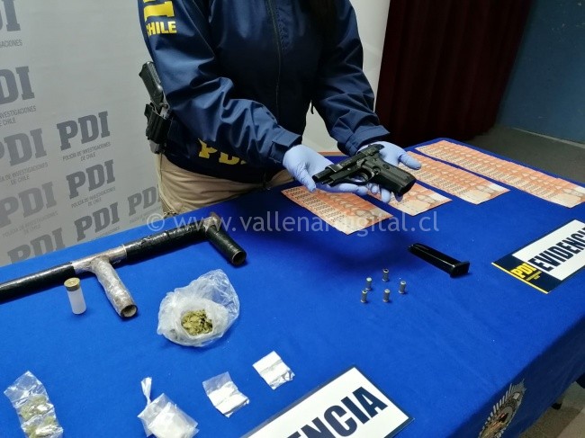PDI INCAUTA ARMAS, DROGA, MUNICIONES Y DINERO EN EFECTIVO EN CALDERA