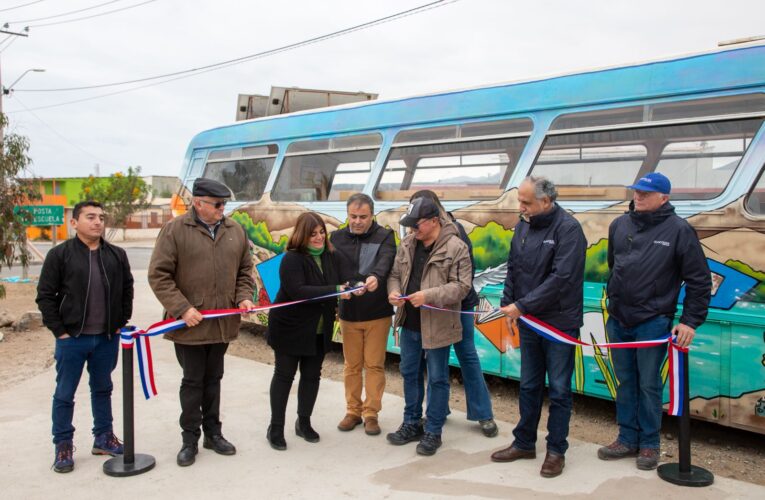 Entregan obras de reapertura de Bus Museo – Biblioteca en Carrizal Bajo