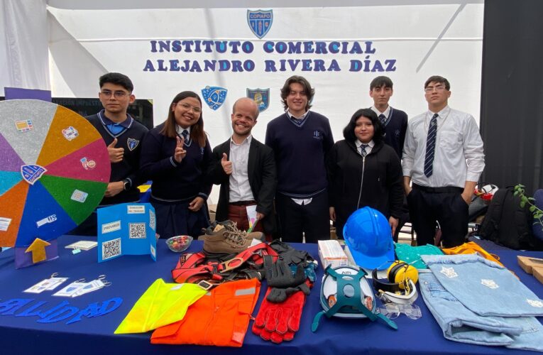 Comunidades educativas conmemoraron 82° aniversario de la Enseñanza Técnica Profesional