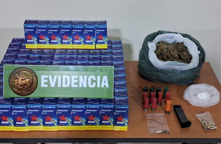 OPERATIVO POLICIAL EN VALLENAR  TERMINÓ CON DETENIDO POR CONDUCCION BAJO EFECTOS DE ESTUPEFACIENTES E INFRACCION LEY DE ARMAS
