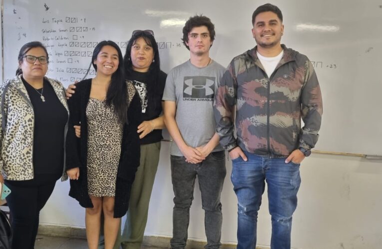 Jóvenes de la provincia del Huasco marcaron un hito en estas elecciones como vocales de mesa que agilizaron el conteo de votos una vez finalizado el proceso de Votación