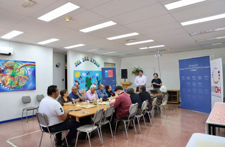 Personas Mayores participaron en el Taller de Derechos Humanos en Vallenar