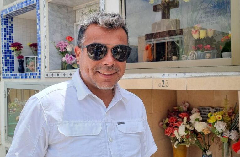 Cementerio de General de Vallenar y el Parque del recuerdo recibieron un centenar de visitas durante este fin de semana día de los difuntos y todos los santos