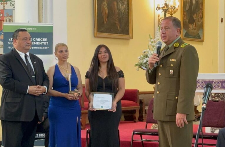 GENERAL JORGE MUÑOZ SOTO RECIBIÓ RECONOCIMIENTO POR ARDUA LABOR AL SERVICIO PÚBLICO