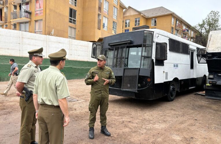 GENERAL MARABOLÍ RECORRIÓ CUARTEL COPAYAPU Y SE REUNIÓ CON PERSONAL