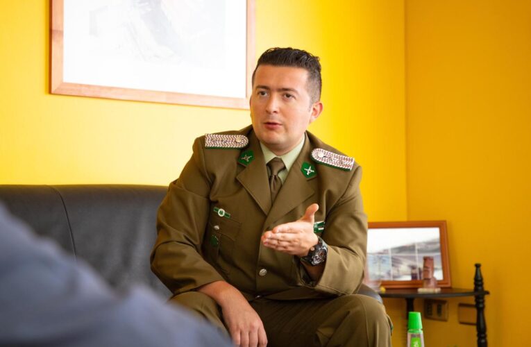 Nuevo subcomisario de la comuna de Huasco entrega los saludos protocolares al alcalde de la comuna porteña