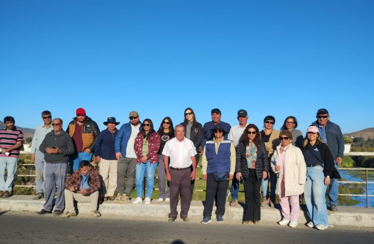 La Junta de Vigilancia del Rio Huasco y sus afluentes en conjunto con la consultora Révol realizaron un tour guiado por el valle del Huasco a un grupo de usuario de la cuenca para conocer la distribución de las aguas