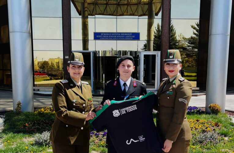 Oficiales de Carabineros de Chile se certifican en programa internacional contra la inmigración ilegal