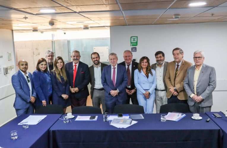 Comitiva de Atacama y Argentina se reúne con Ministros de Economía y de Relaciones Exteriores para que Atacalar sea considerada en el Plan de Corredores Bioceánicos del Gobierno