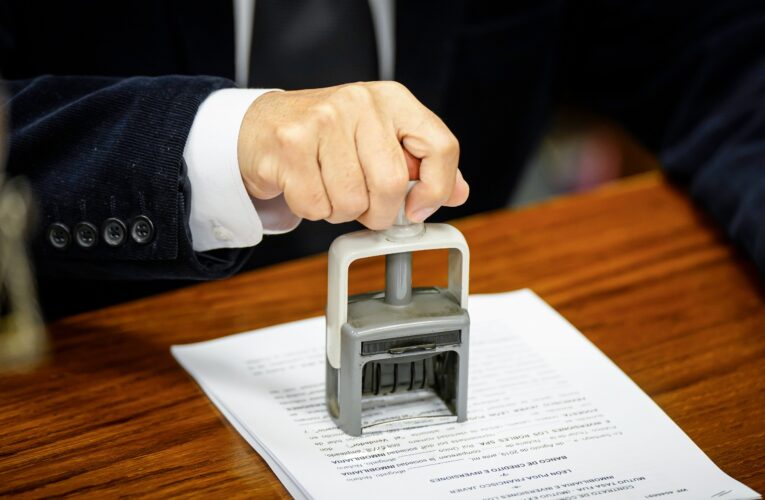 Avanza modernización del Sistema Notarial y Registral