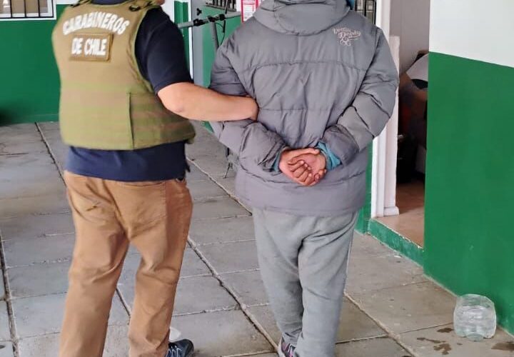 HOMBRE CON MEDIDA CAUTELAR DE ARRESTO DOMICILIARIO TOTAL FUE SORPRENDIDO TRANSITANDO EN LA CALLE
