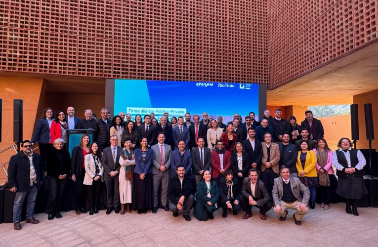 Gobernador Regional destaca que proyecto Salares Altoandinos será de gran importancia para el desarrollo de Atacama