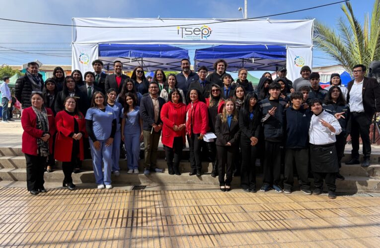 Más de 300 personas en segunda versión de feria laboral de Itsep Vallenar. La generación de nuevas oportunidades en el mundo laboral para jóvenes y estudiantes de la comuna.