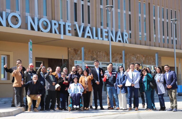 Subsecretario de Gobierno junto a autoridades regionales y comunidad visitó el nuevo Cesfam Altiplano Norte en Vallenar