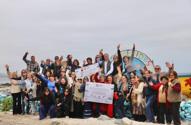 Firman convenio en Freirina para impulsar el desarrollo sostenible y la Economía Azul en comunidades costeras