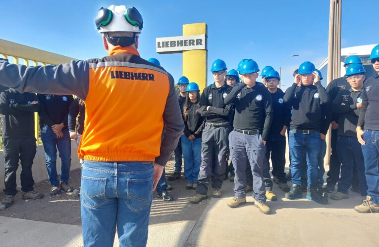 Estudiantes de Mecánica Industrial del Liceo Bicentenario Alto del Carmen realizaron enriquecedora salida pedagógica a Antofagasta